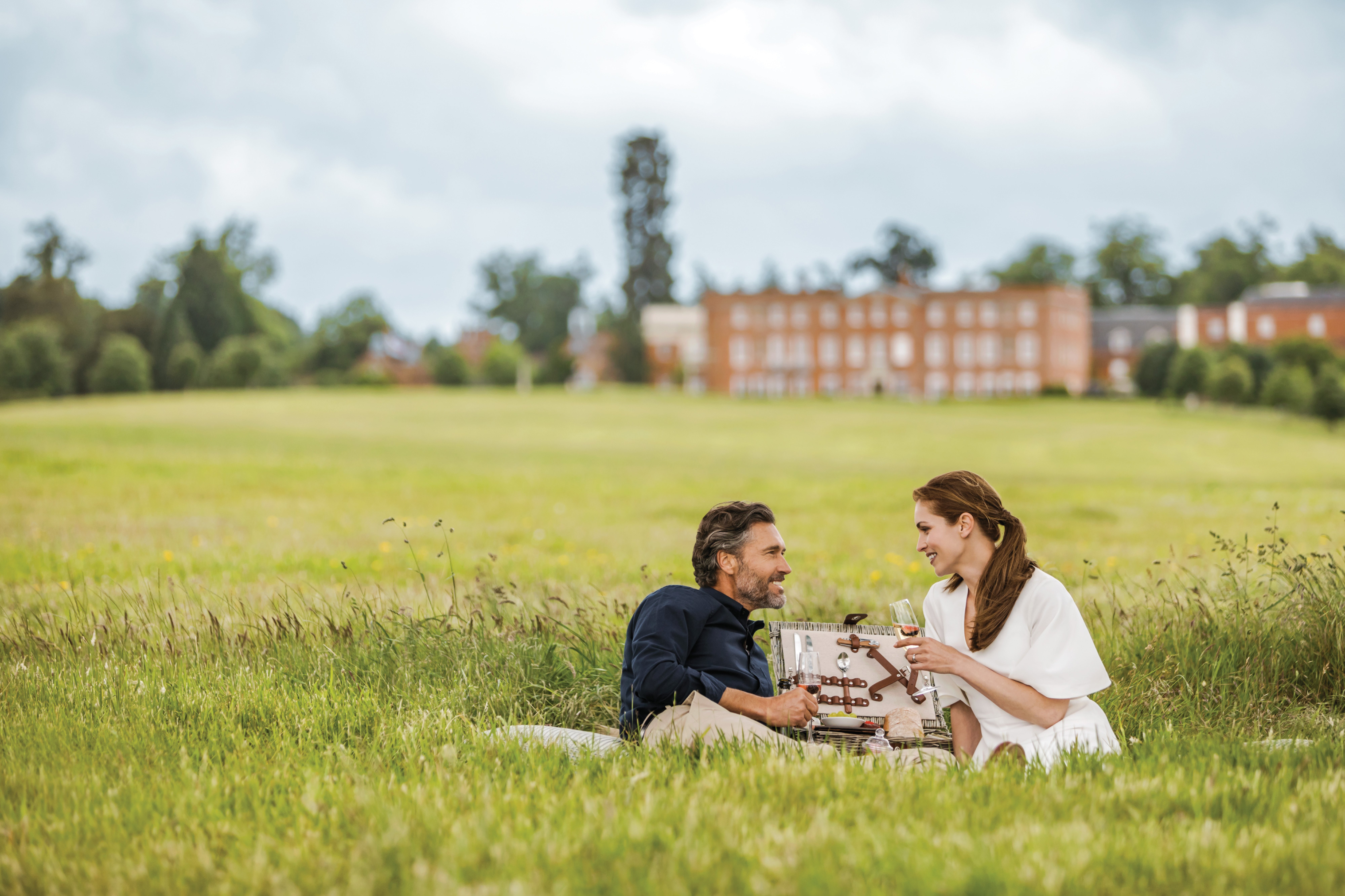 Four Seasons Hotel Hampshire 81/84