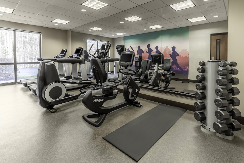 Hyatt Place Charlotte Airport / Billy Graham Parkway 29/65