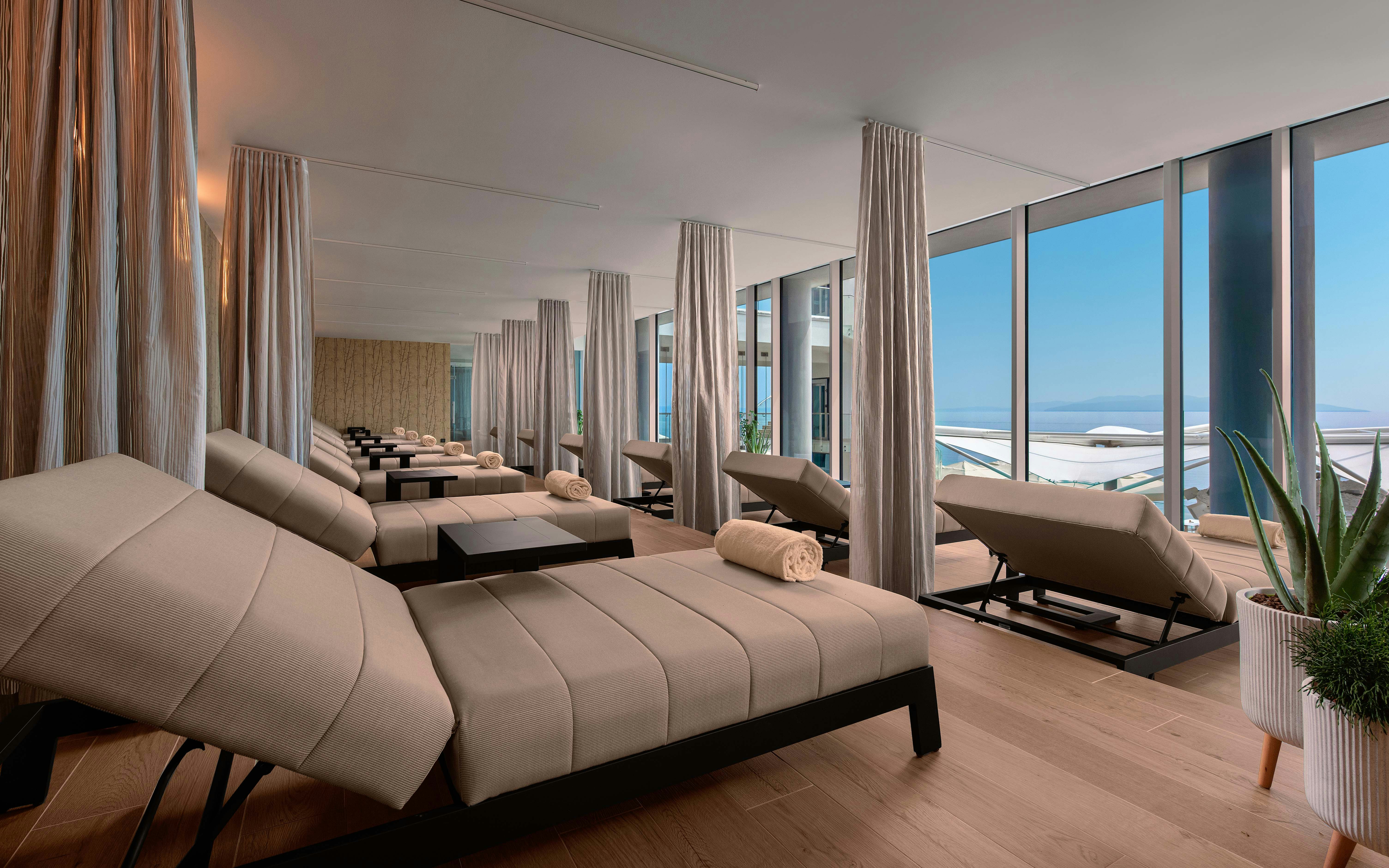 Hilton Rijeka Costabella Beach Resort and Spa 10/50