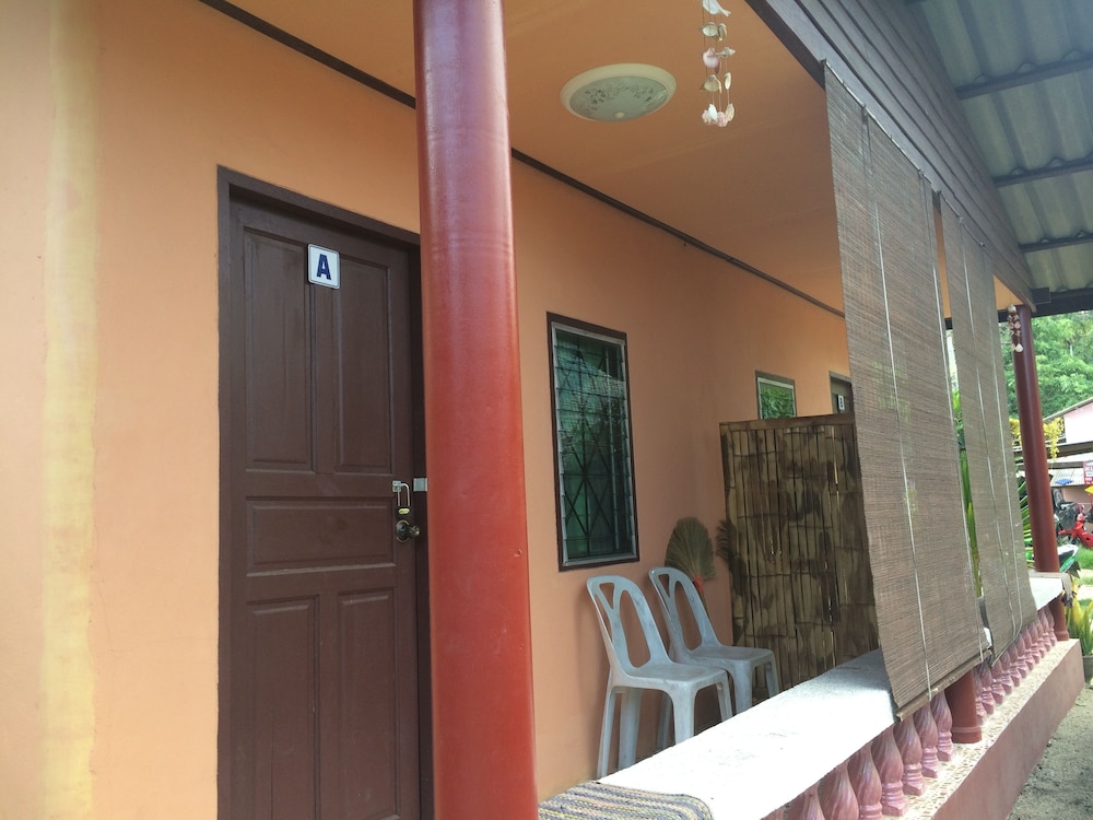 Abc Bungalow 4/33