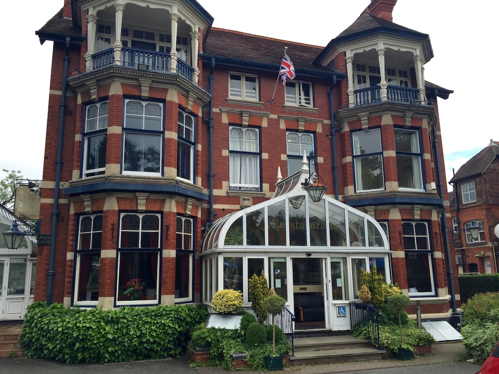 Regency Hotel 2/50