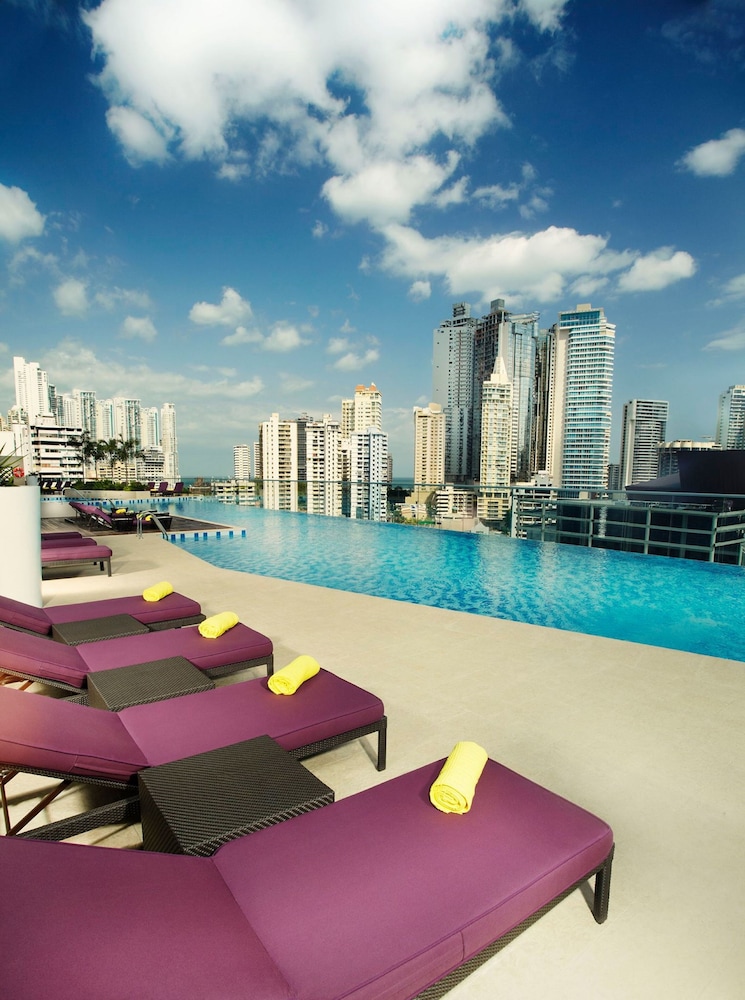 Megapolis Hotel Panama 56/61