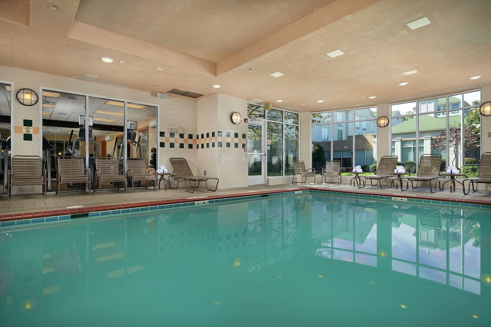 swimming pool spa