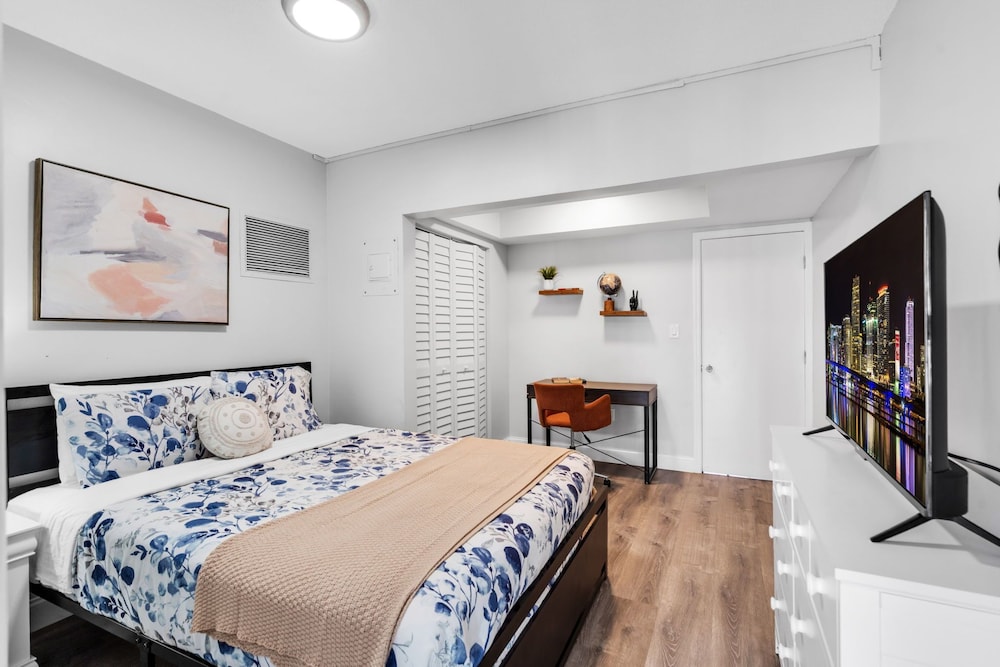Bayview Regency Apartments By Lowkl 13/50