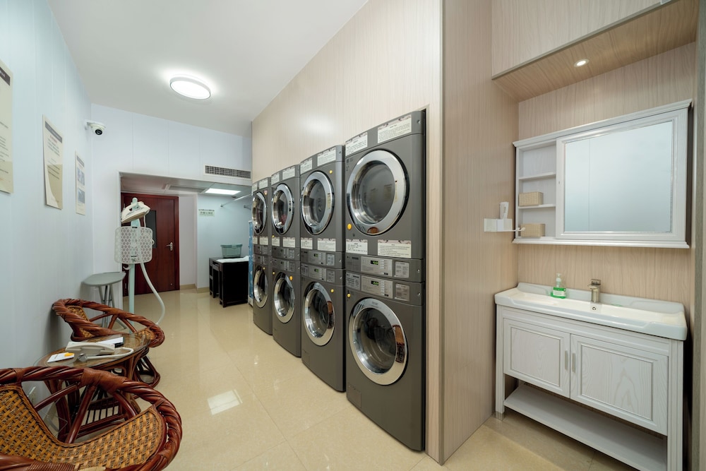 Yanling Hotel 30/50