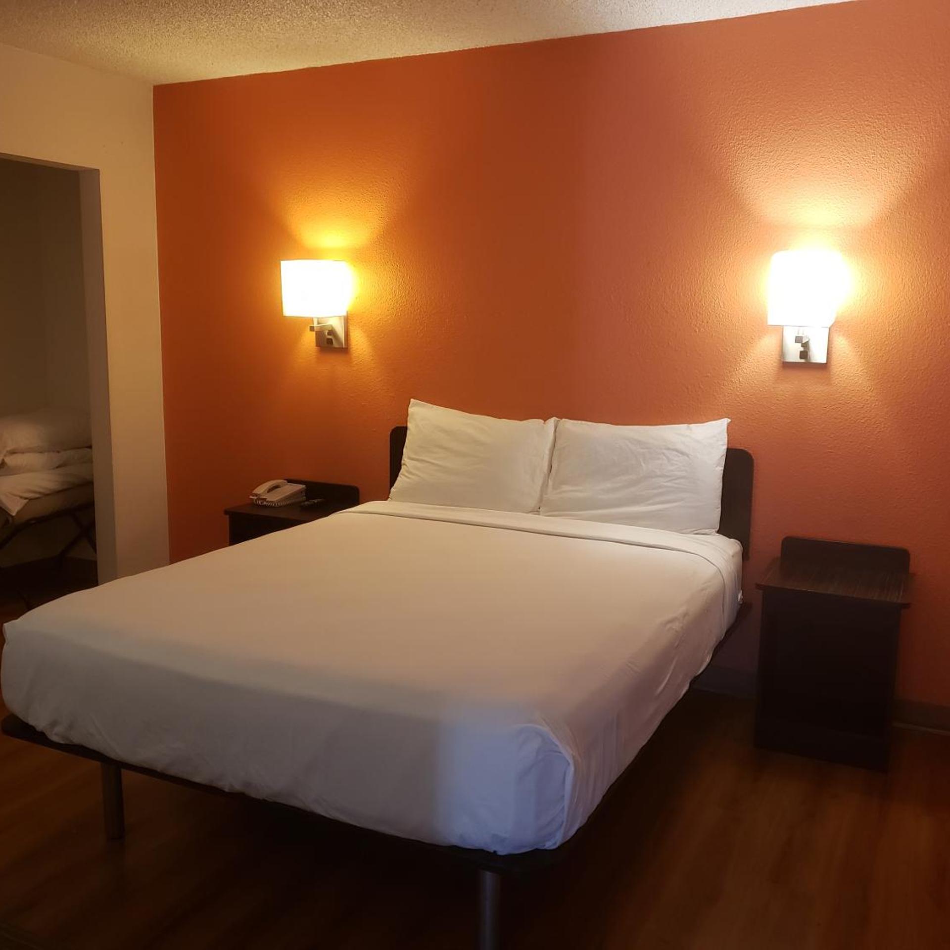 غرفة بسرير كوين، Motel6 Rancho Mirage CA Palm Springs 9/10