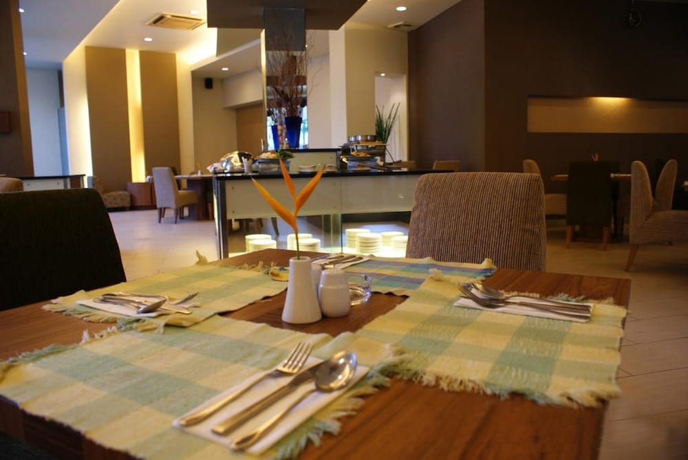 Grand Cikarang Hotel 43/50