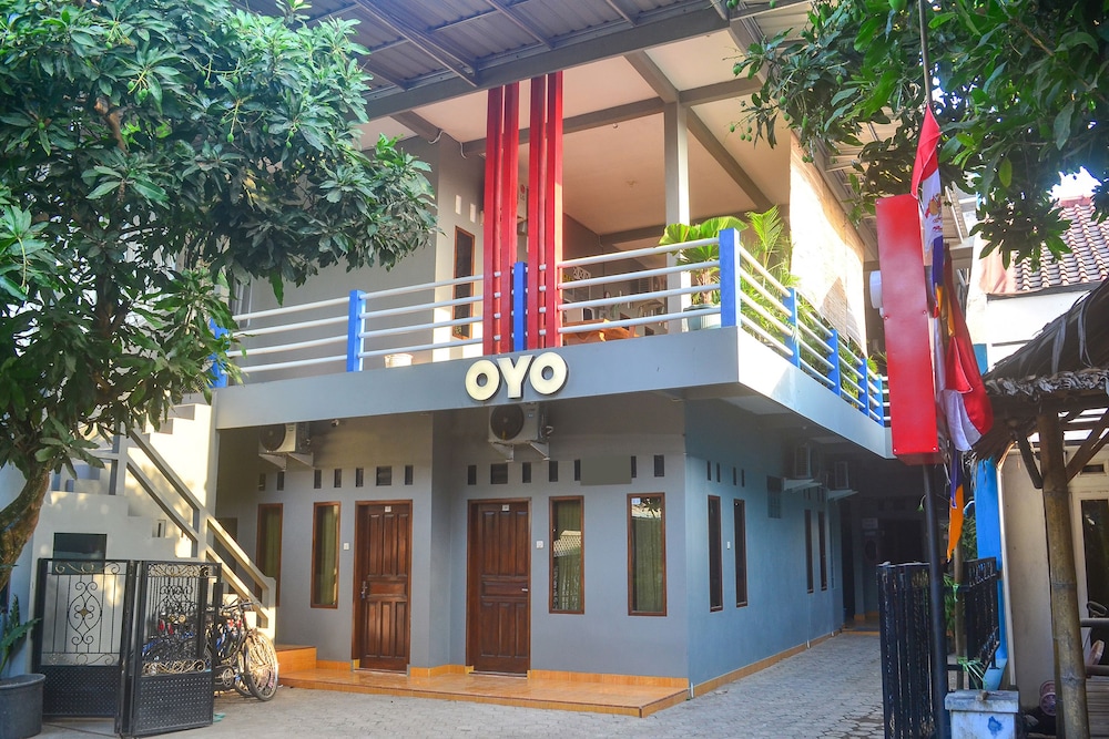 OYO 1145 Rita Guesthouse 1/18