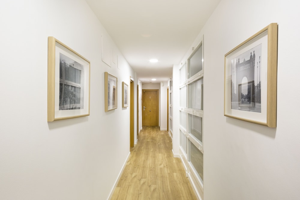 Amister Apartments 36/43