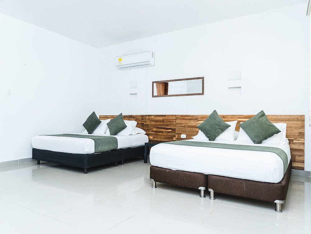 HUKUMEIZI HOTEL 12/50