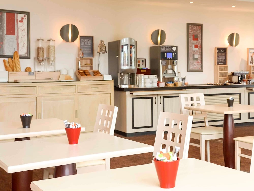 Ibis Nevers 48/63