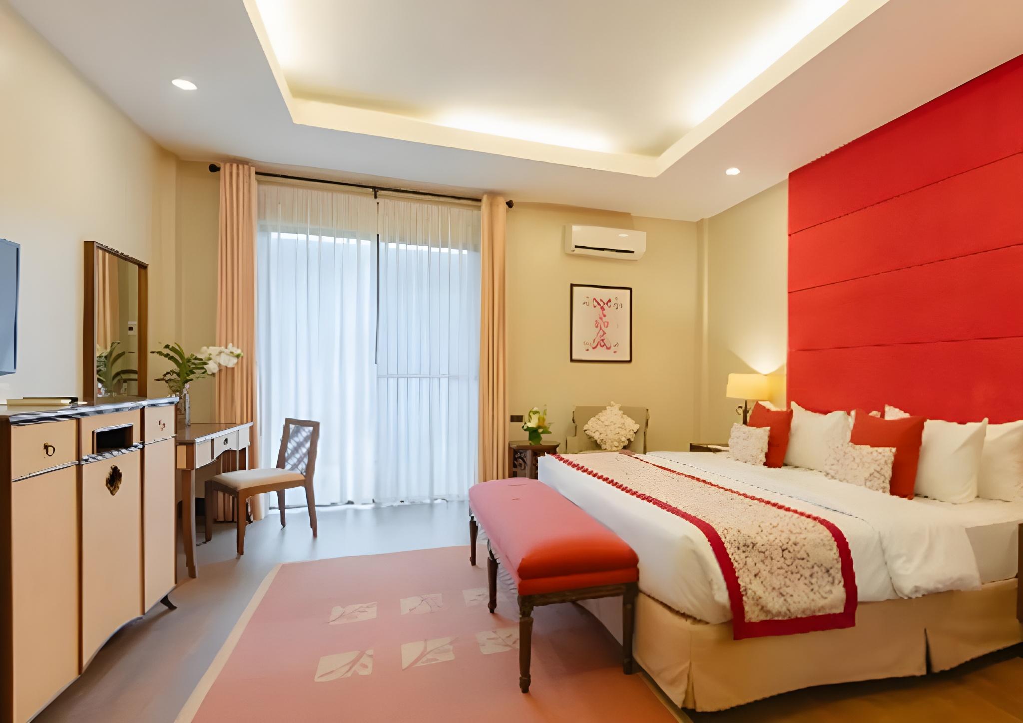 Executive Suite