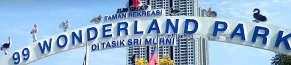 Smile Hotel Selayang Point 33/36
