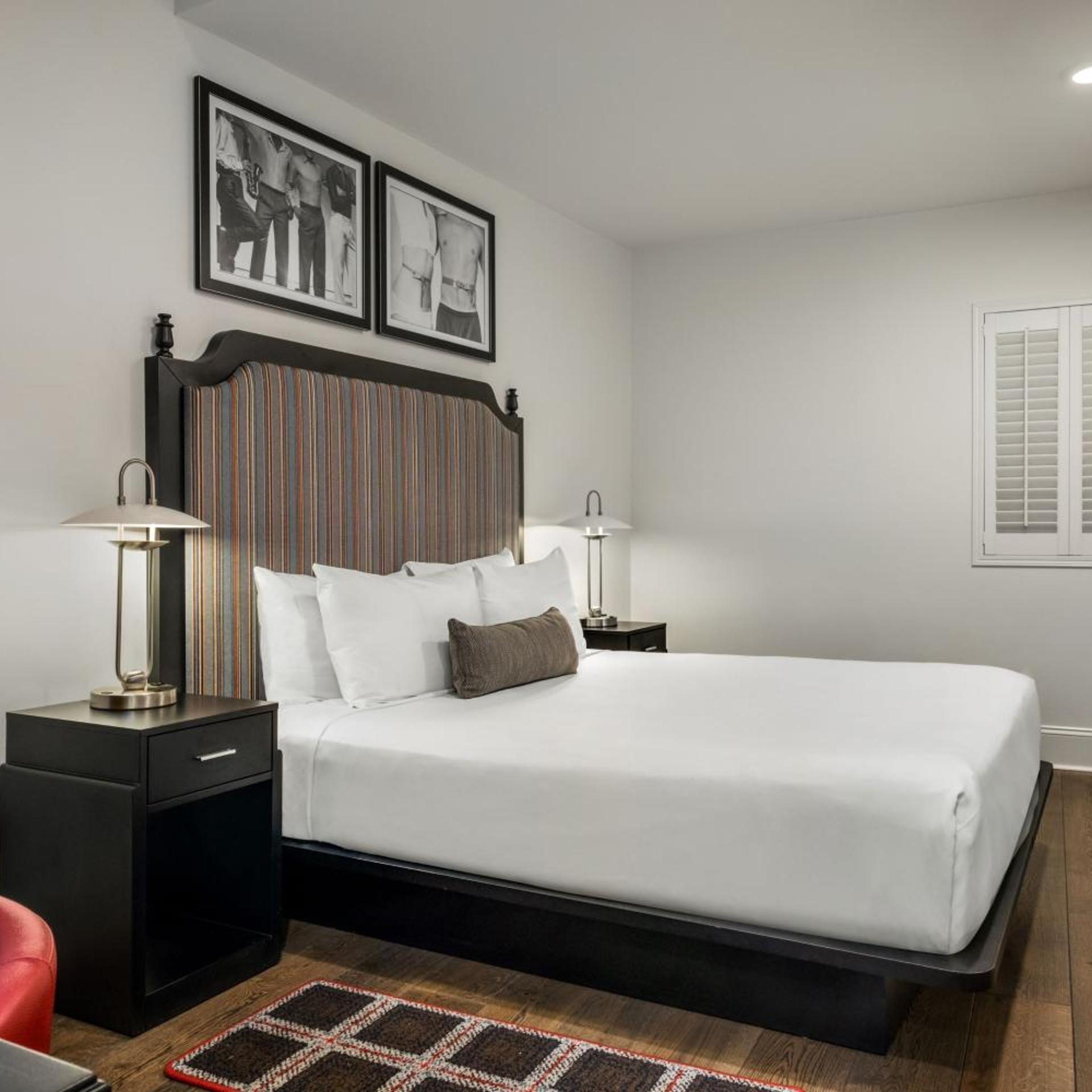 Interior, King Bed, No Window
