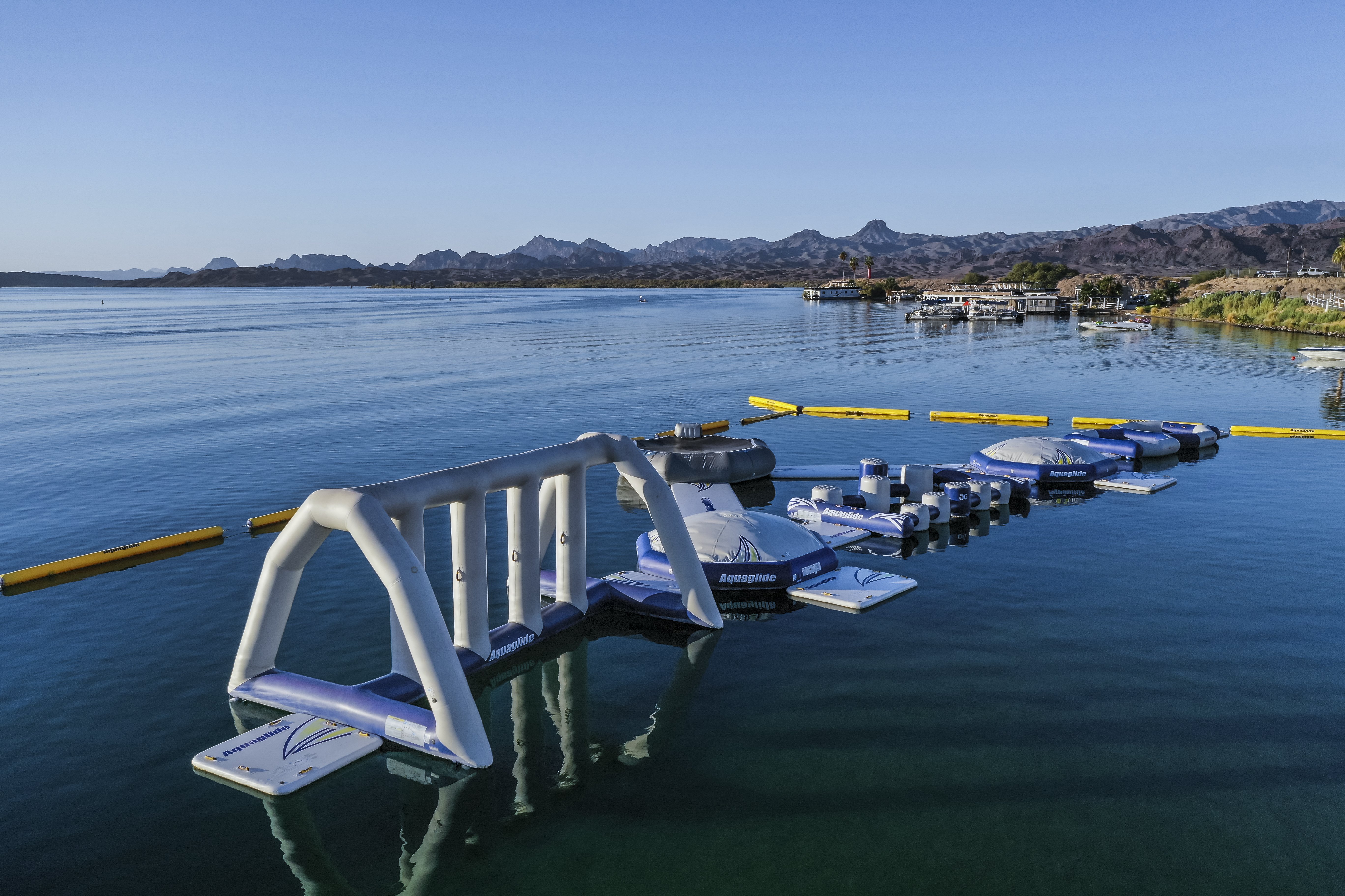 The Nautical Beachfront Resort 43/70