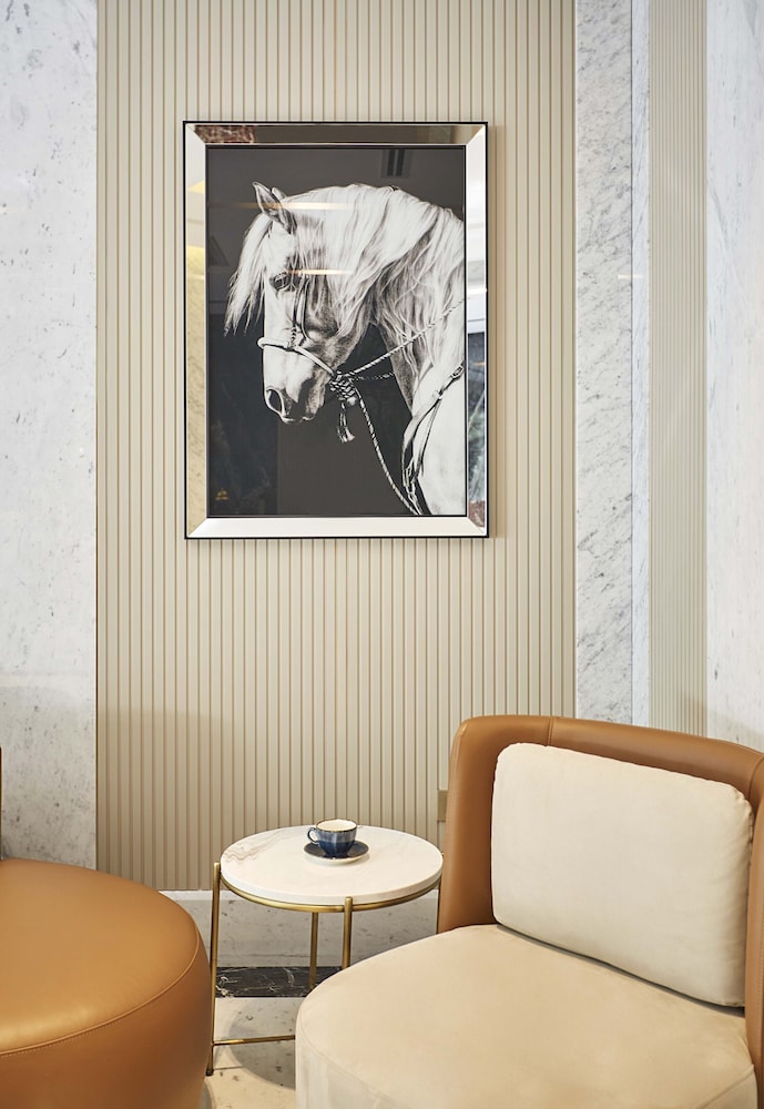 The Hubi Hotel 51/59