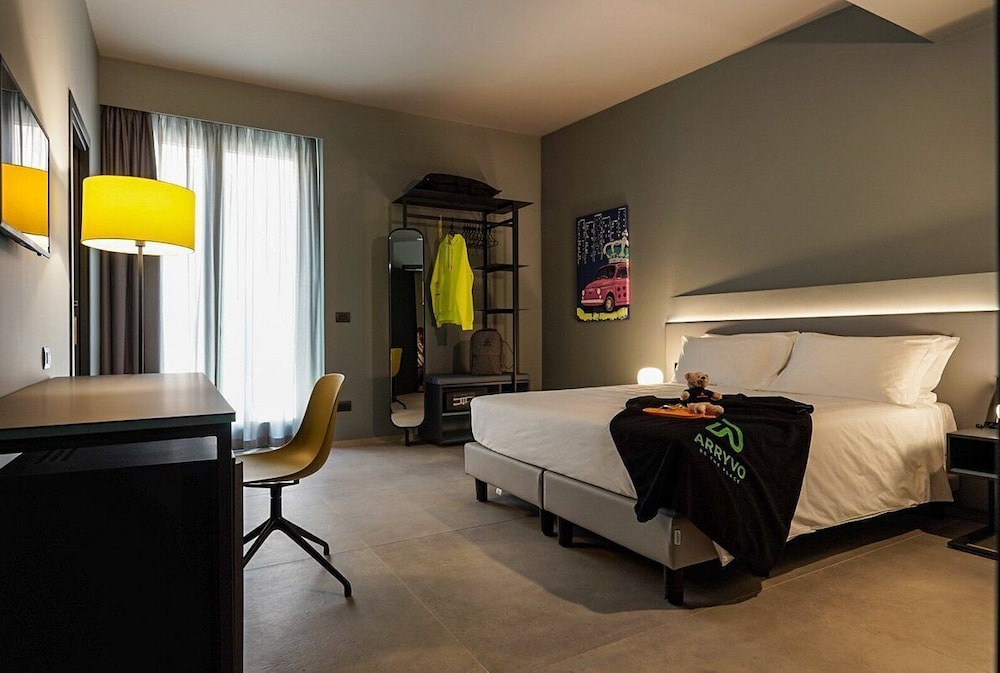 COMFORT, DOUBLE OR TWIN BED