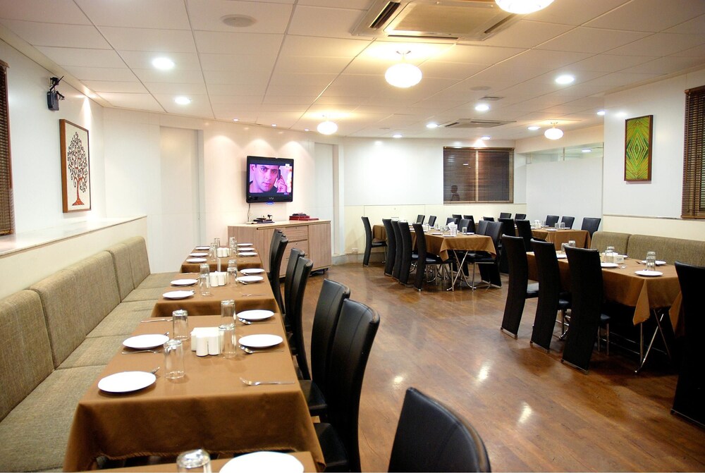 Executive Tamanna Hotel Hinjawadi Pune 49/55