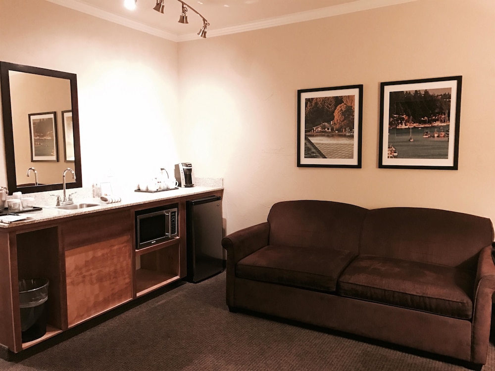 Best Western Wesley Inn & Suites 25/43