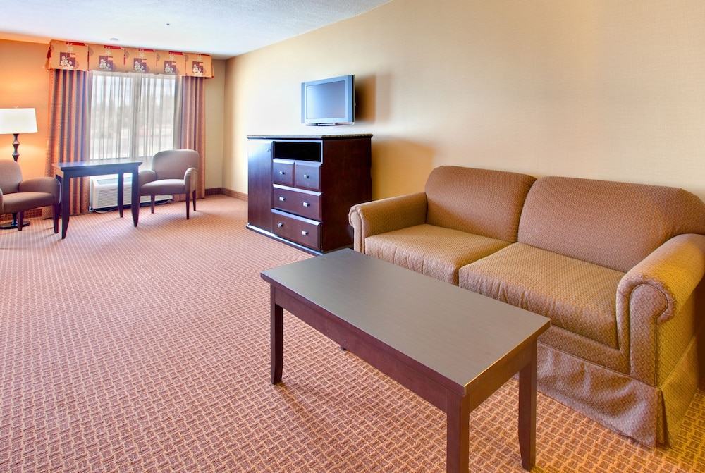 Holiday Inn Express La Mesa Near SDSU 42/72