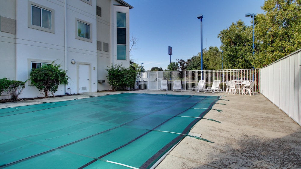 Motel6 Springfield, IL 41/50