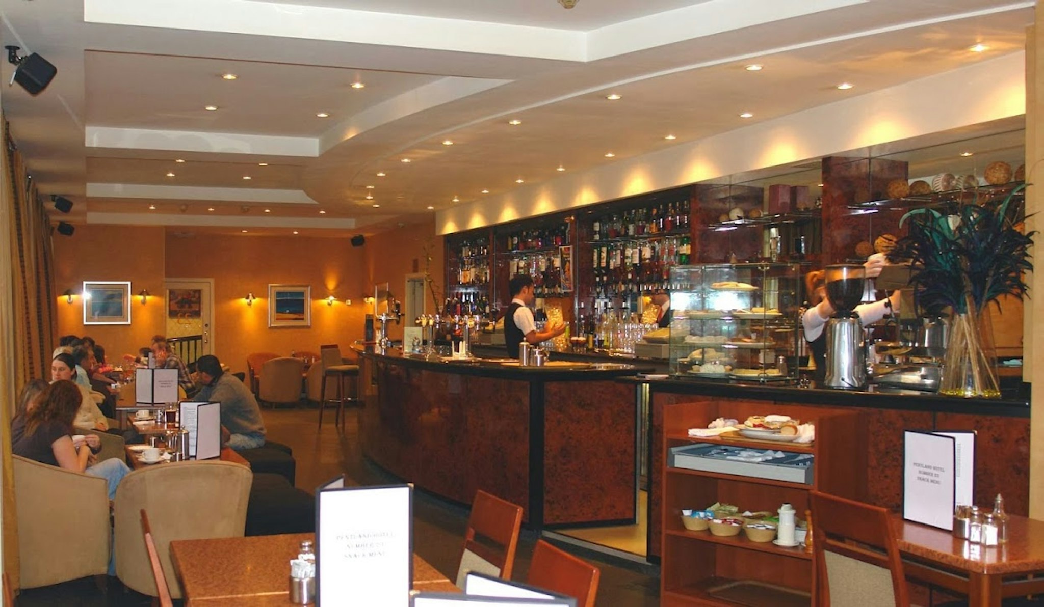 PENTLAND HOTEL 41/50