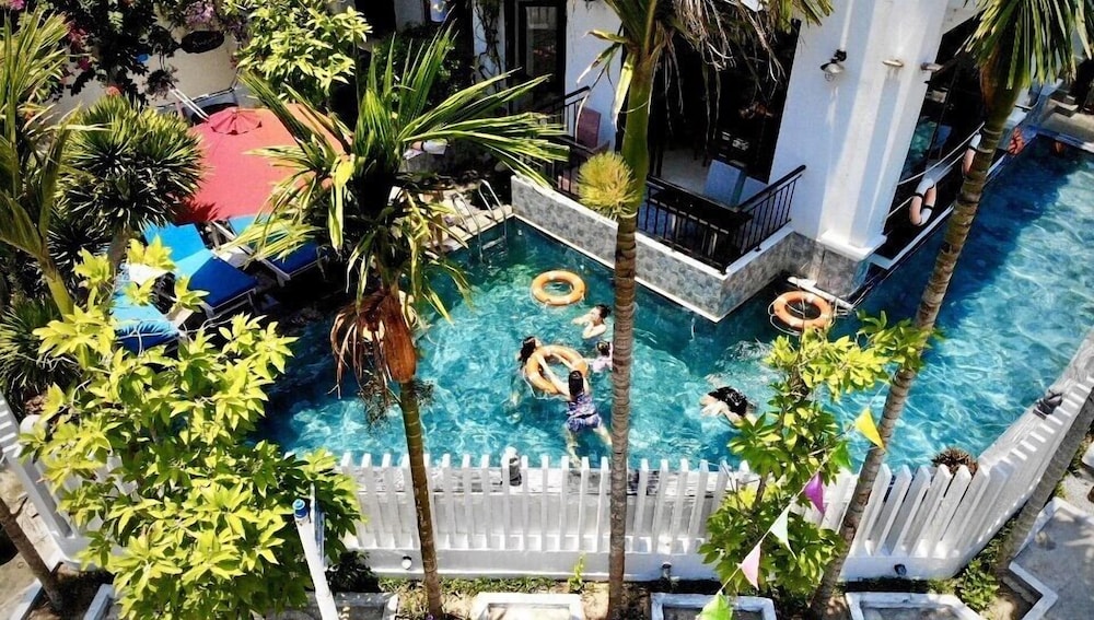 Santa Villa Hoi An 9/72