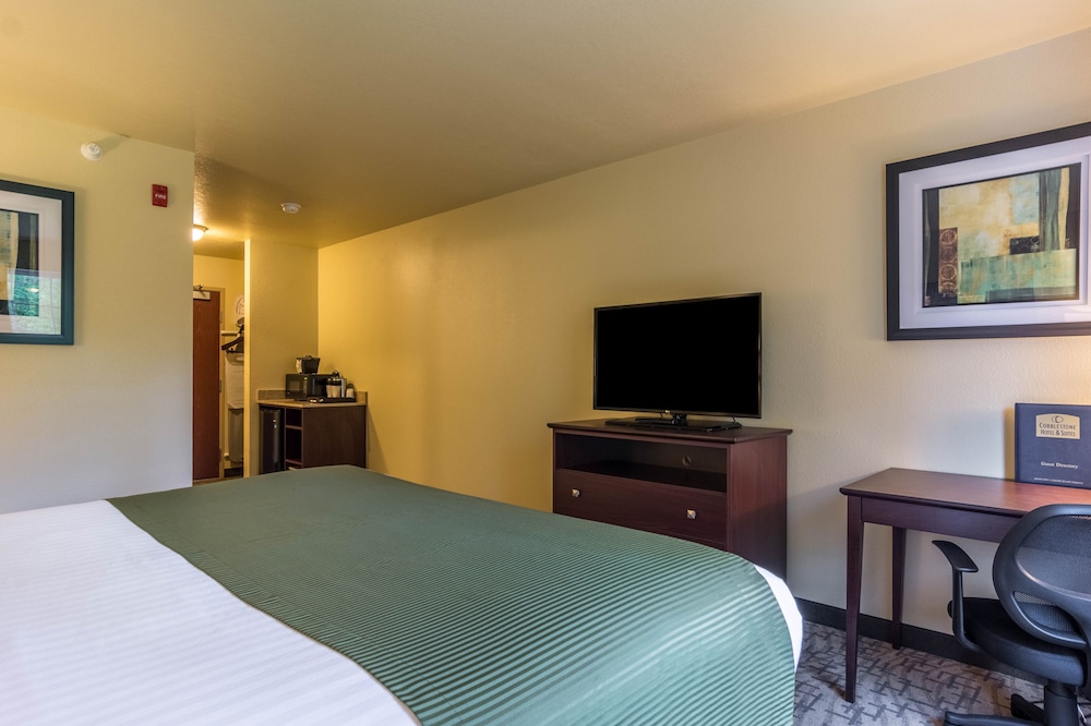 ROOM, KING BED