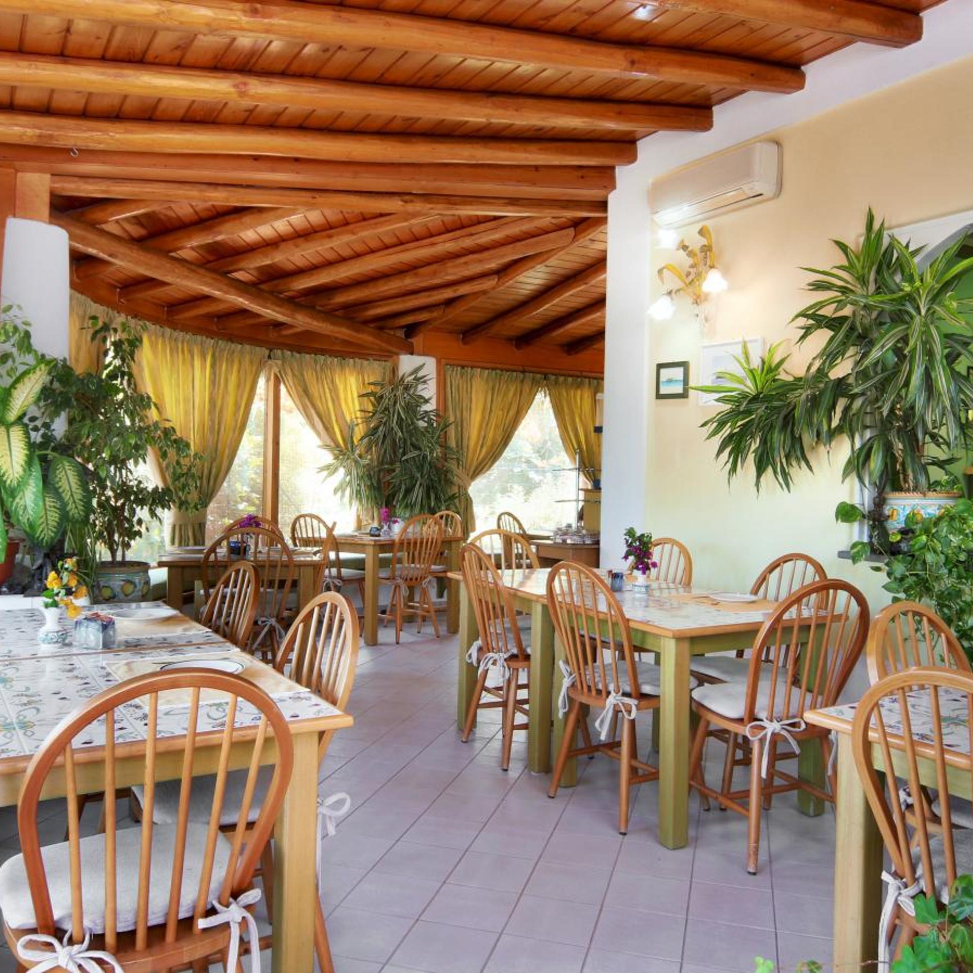 Hotel Residence Mendolita 40/50