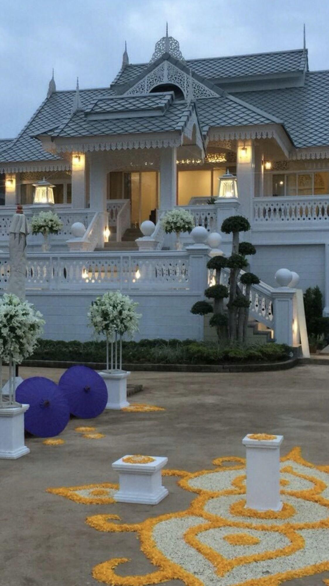 Nirvanan House 3/31