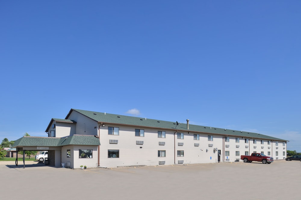 Surestay Hotel By Best Western Manchester 2/25
