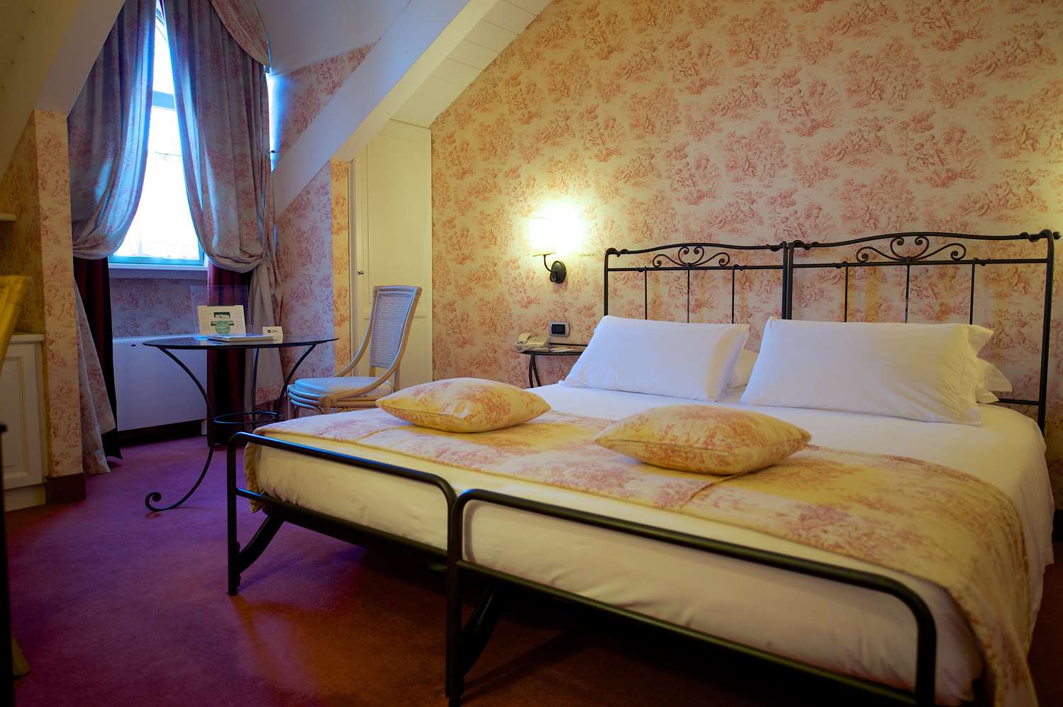 Best Western Crystal Palace Hotel 20/55