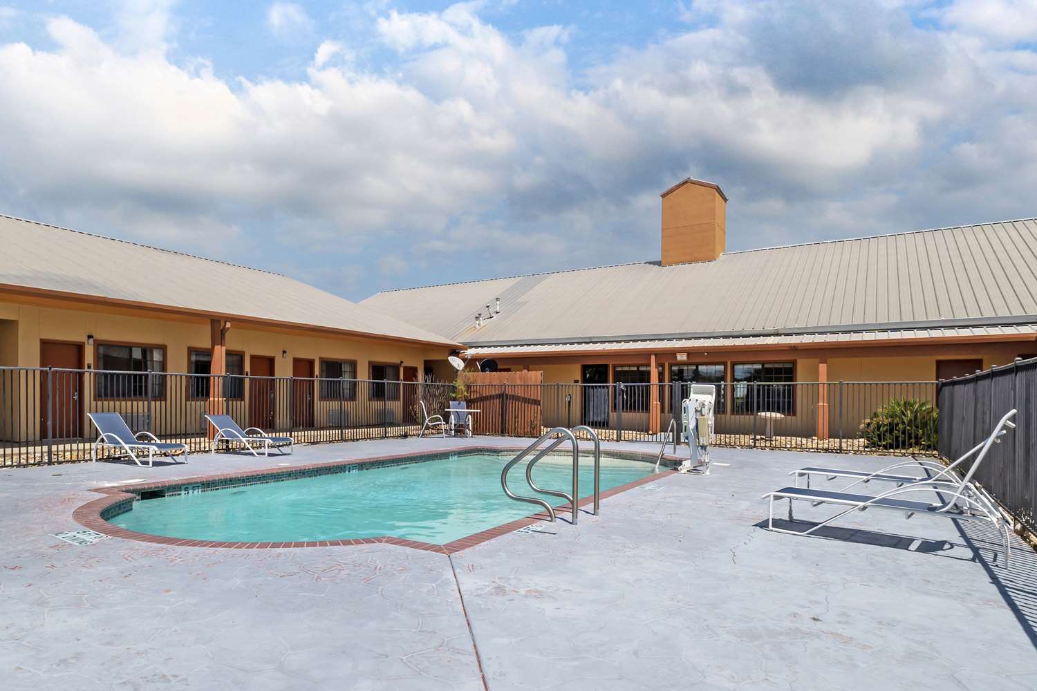 Best Western Hebbronville Inn 11/12