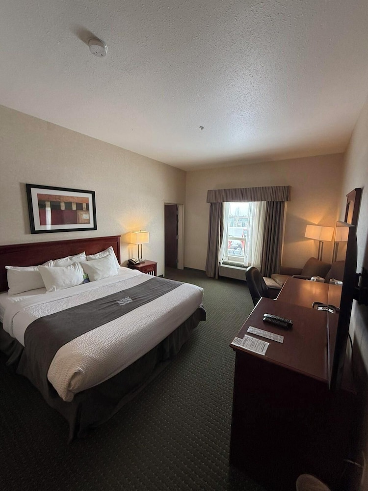 Lakeview Inns And Suites - Slave Lake 14/28