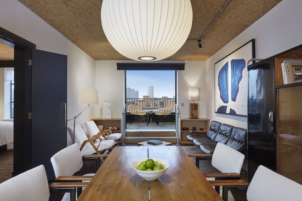 One Hundred Shoreditch 36/72