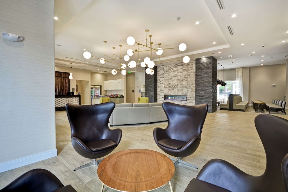 HOMEWOOD SUITES BY HILTON RALEIGH CARY I-40 9/52