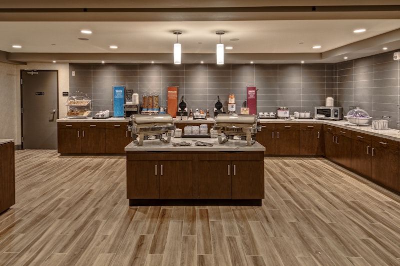 Hampton Inn Vallejo 11/47
