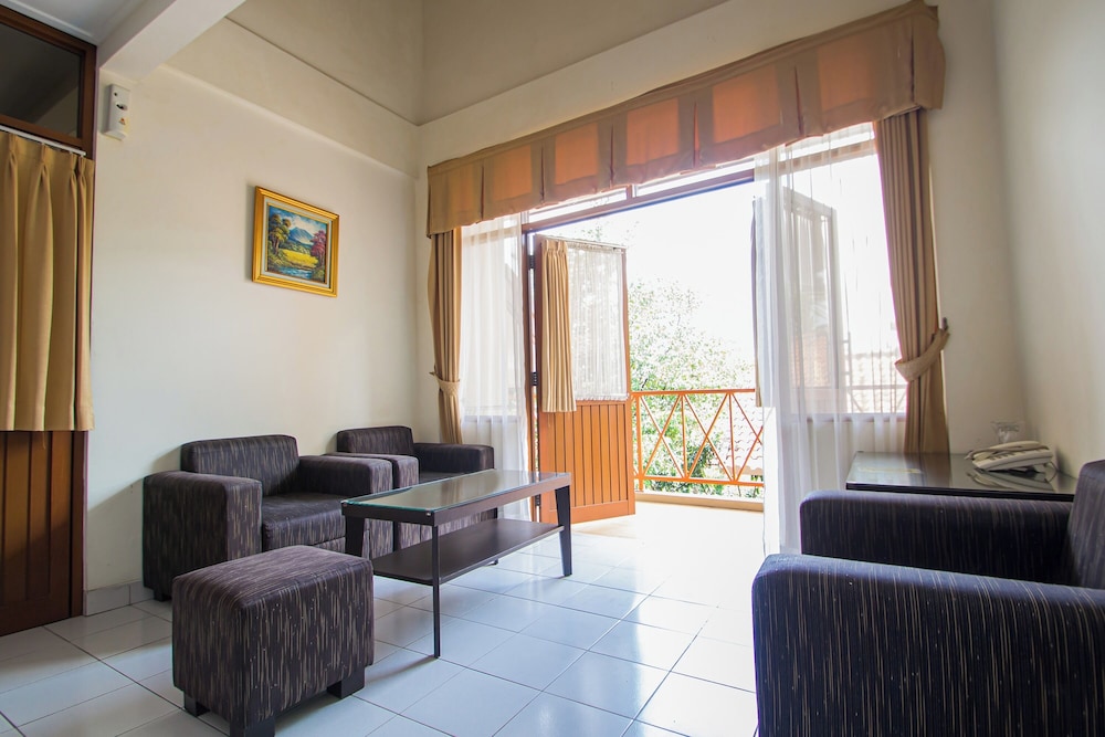 Ahadiat Hotel And Bungalow 29/50