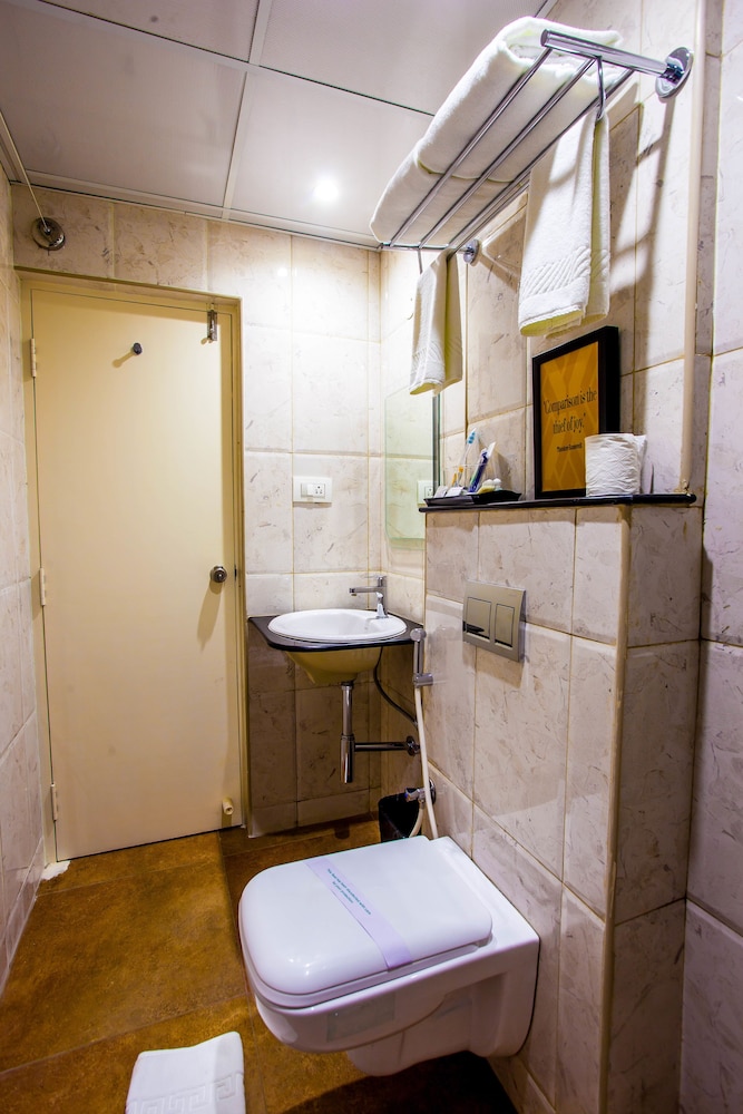 Northern Suites 49/50
