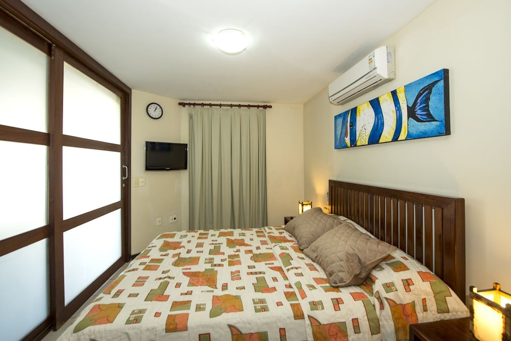 Blue Marlin Apartments 7/22
