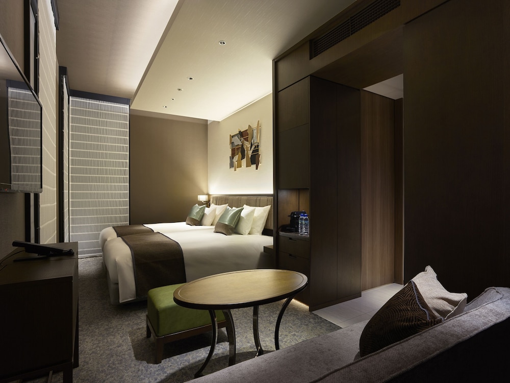 The Celestine Ginza 36/68