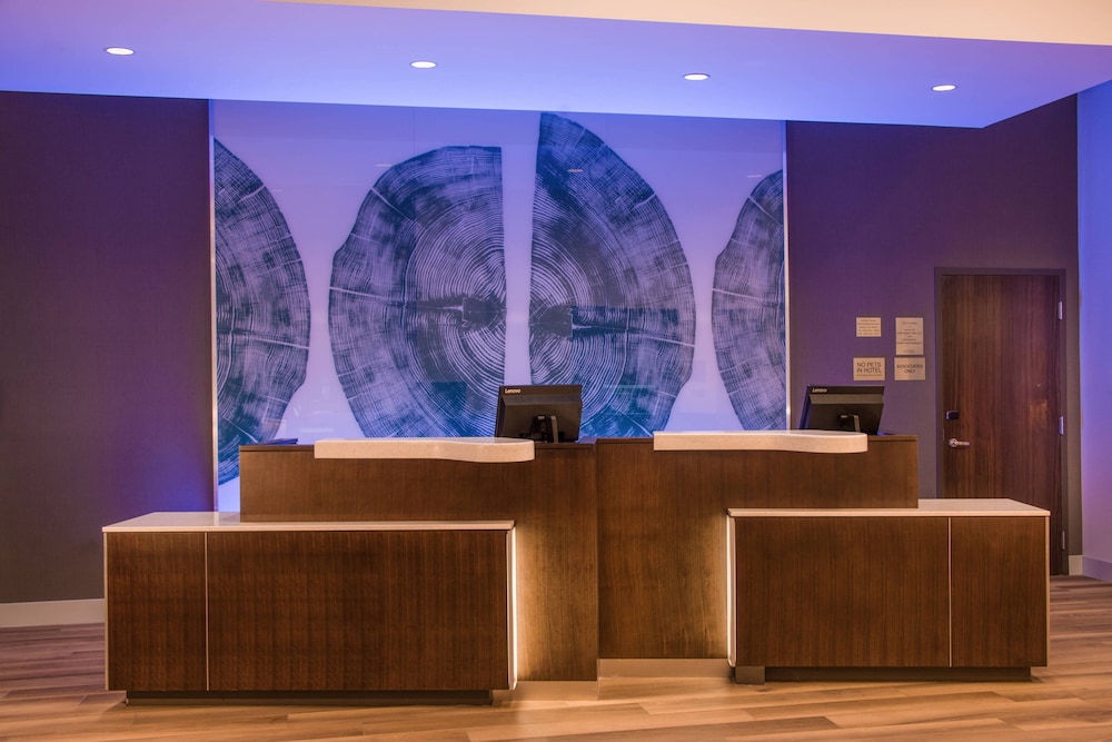 Fairfield Inn & Suites By Marriott Dayton 9/47