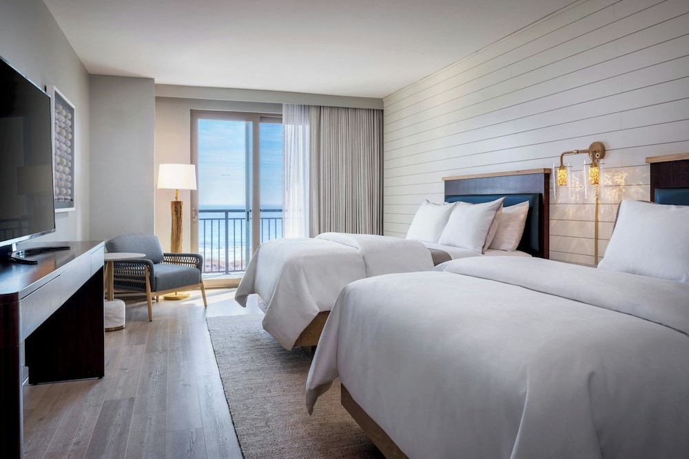 Room, 2 Queen Beds, Ocean Front, Balcony