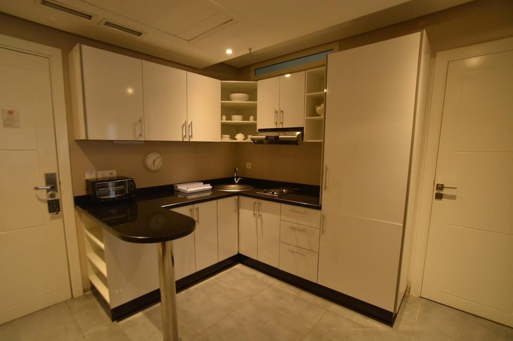 Rent Inn Suites Hotel 10/60