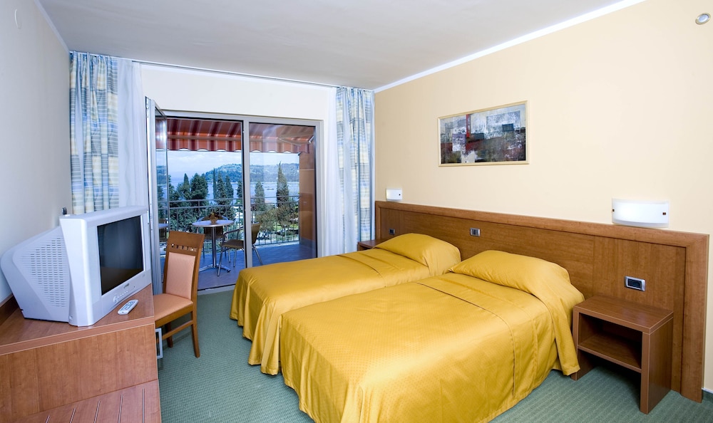 Hotel Salinera 22/66
