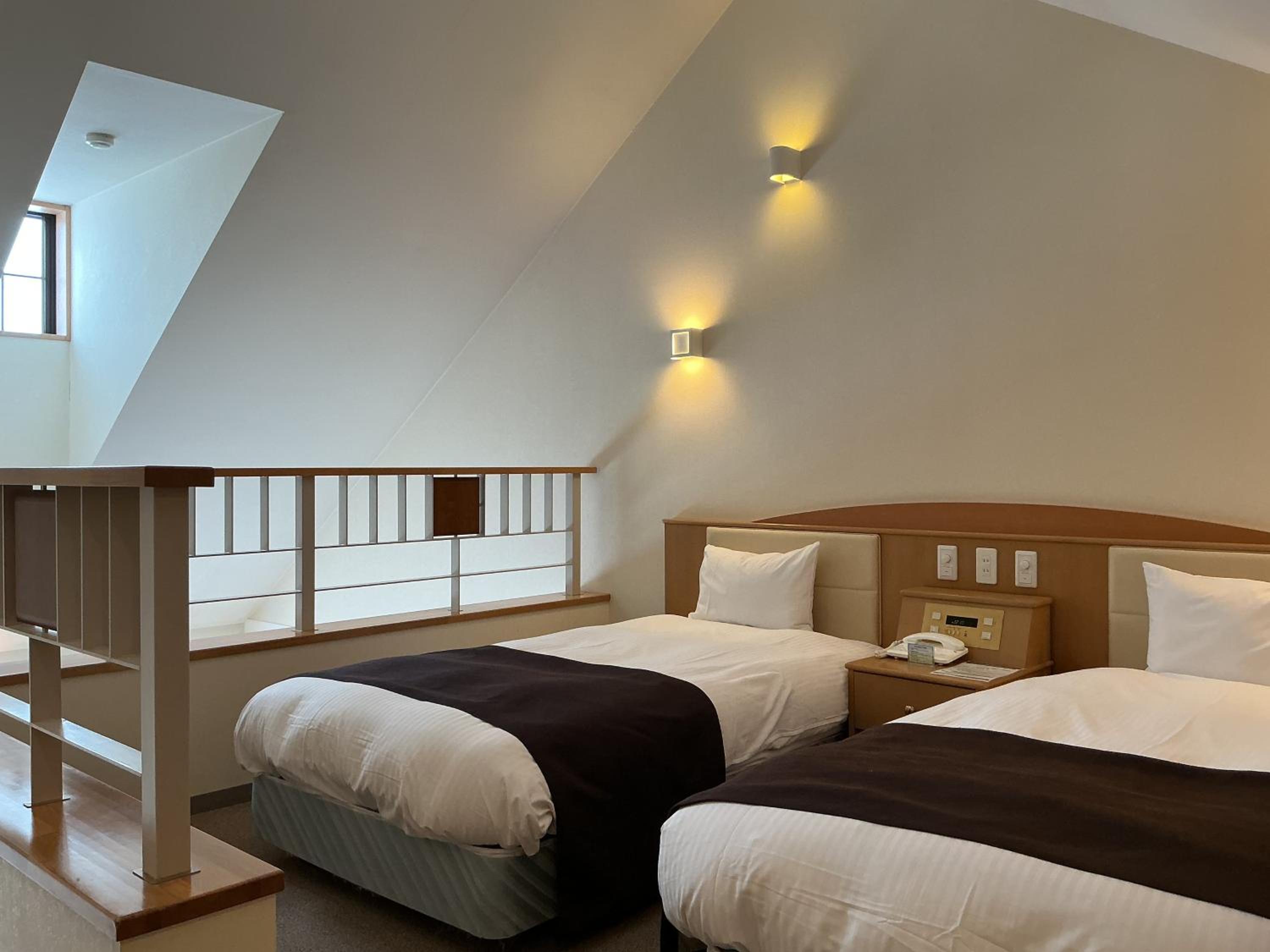 Semi Room, Maisonette, 1 Double and 1 Single Bed