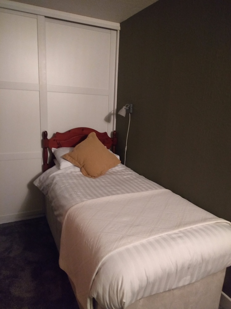 Braeburn Guesthouse 16/50