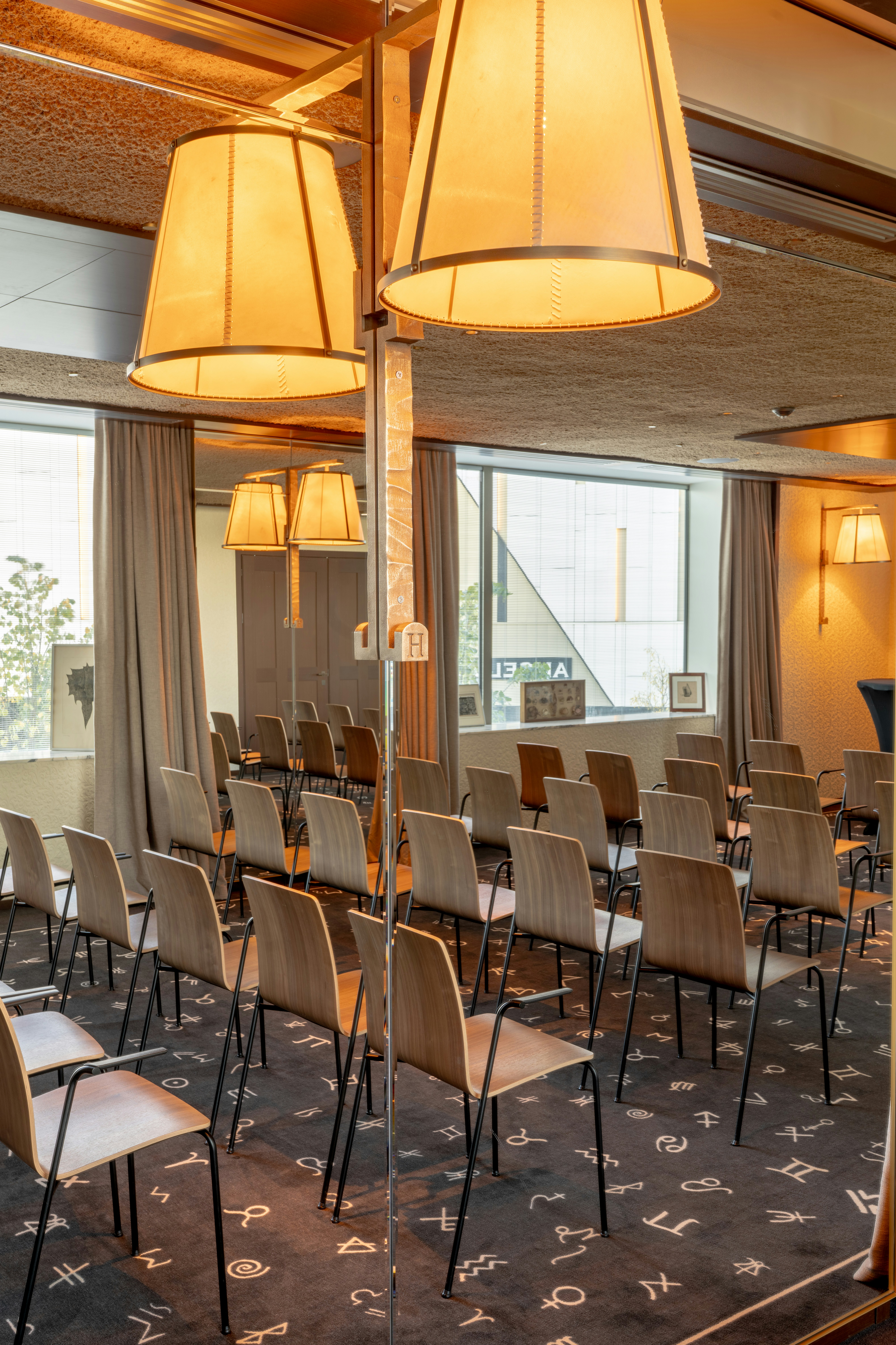 Maison Heler Metz, Curio Collection by Hilton 20/22