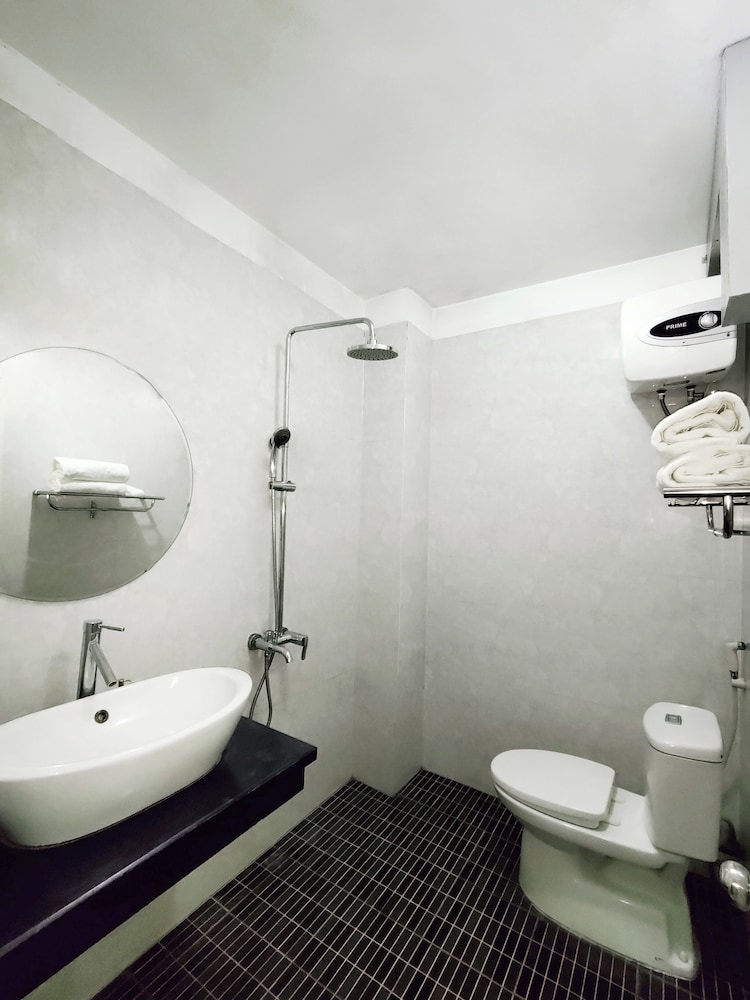 Indochina Airport Hotel 44/45
