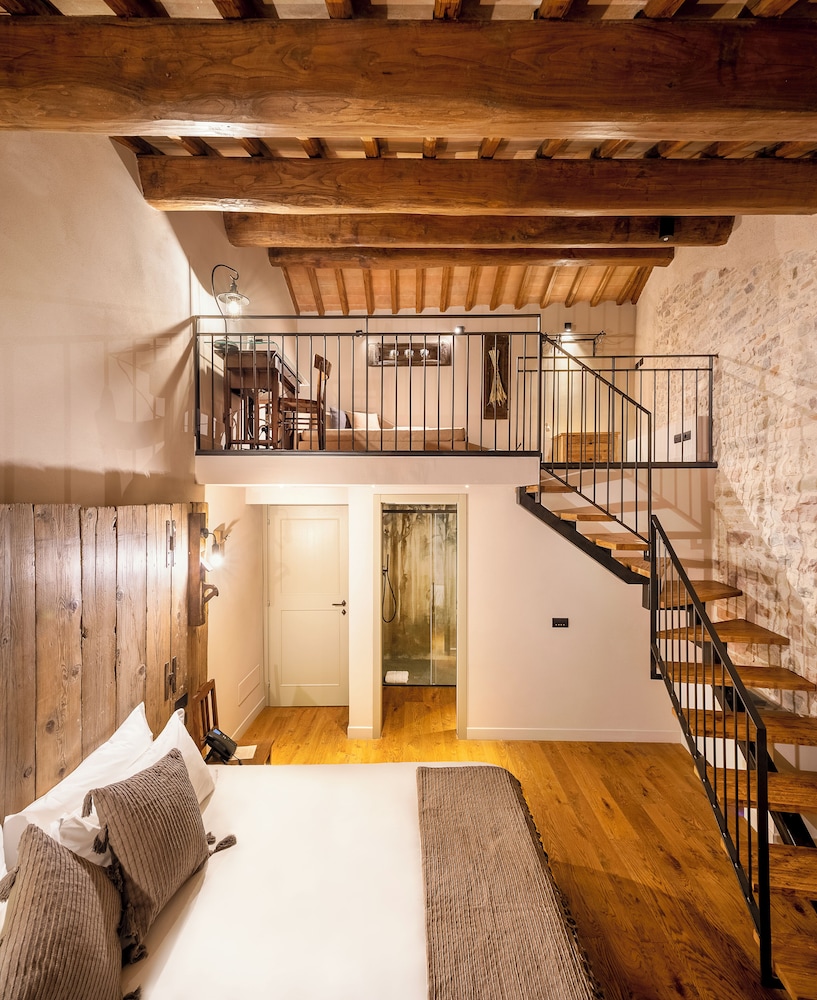 Room at Borgo Antichi Orti Assisi, ASSISI